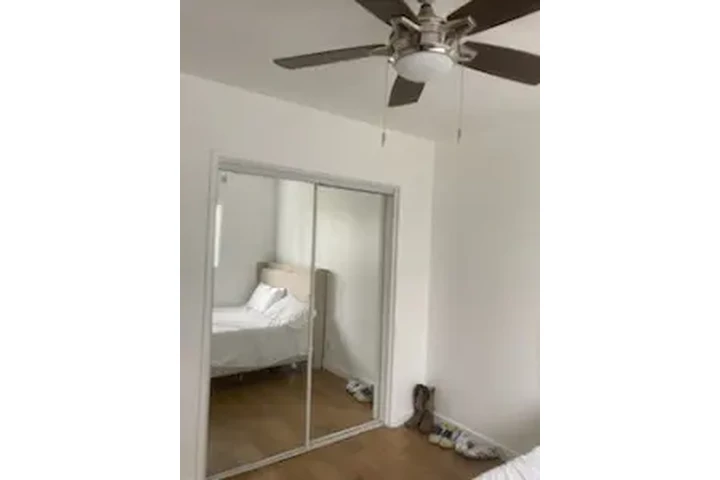 APT- 1-BED, 1-BATH image 3