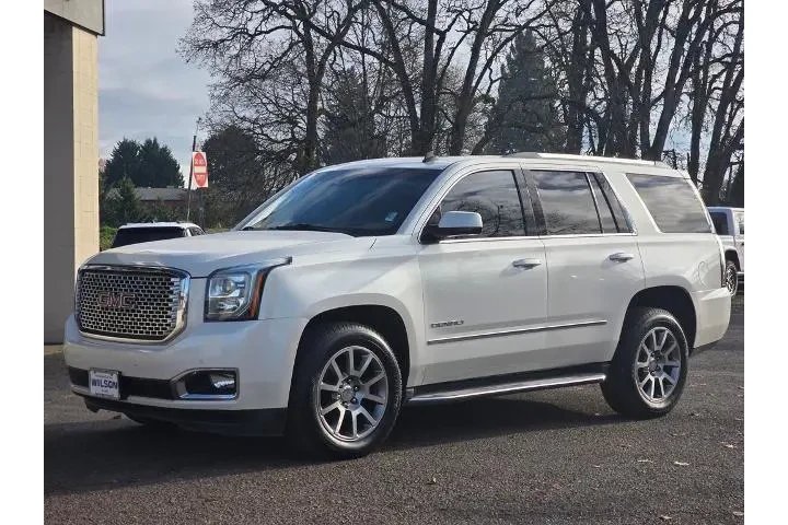 $17999 : GMC Yukon 2015 4x4 Denali 4d image 1