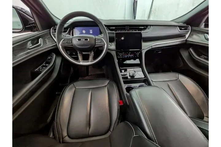 $36500 : Jeep Grand Cherokee 2024 4x4 image 10