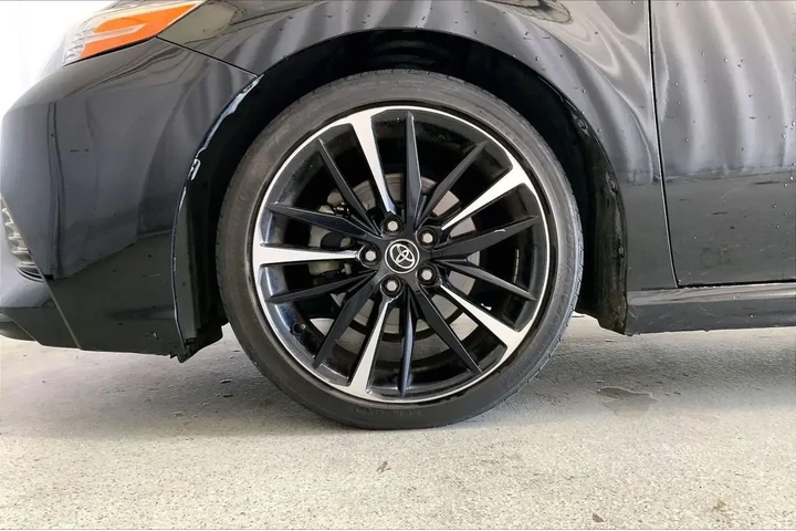 $20553 : Toyota Camry 2020 XSE 4dr Se image 6