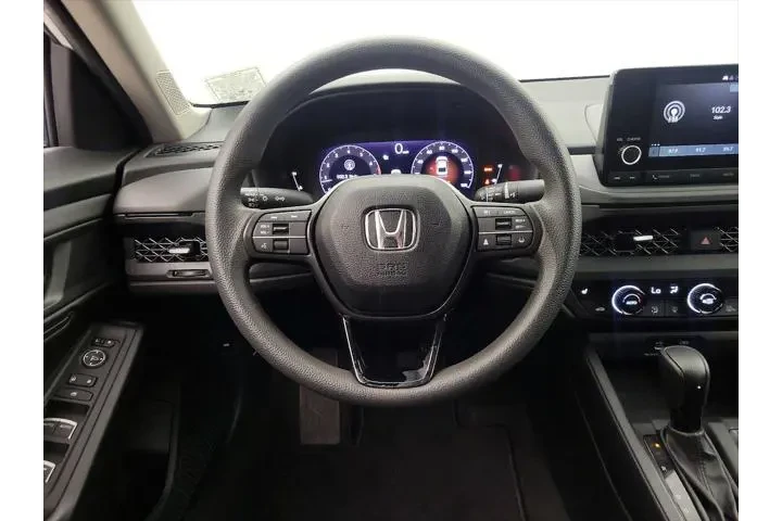 $24998 : Honda Accord 2023 EX 4dr Sed image 10