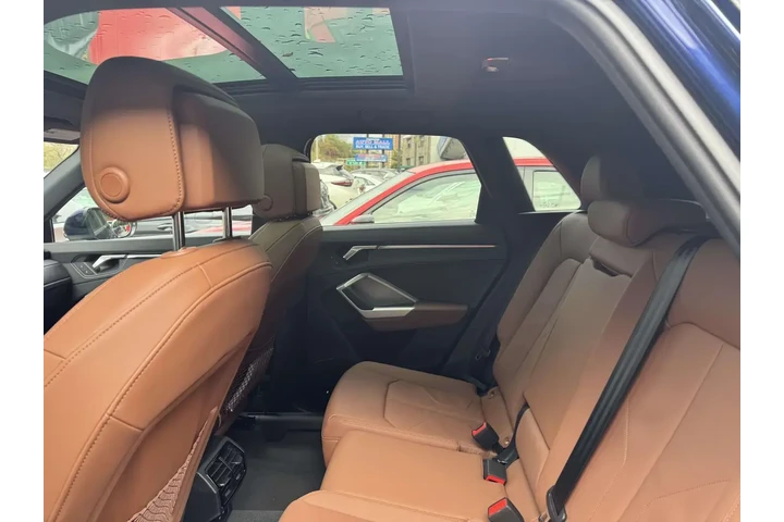 $33985 : Audi Q3 2025 AWD quattro S l image 10