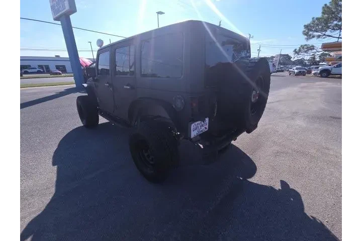 $14688 : Jeep Wrangler Unlimited 2017 image 5
