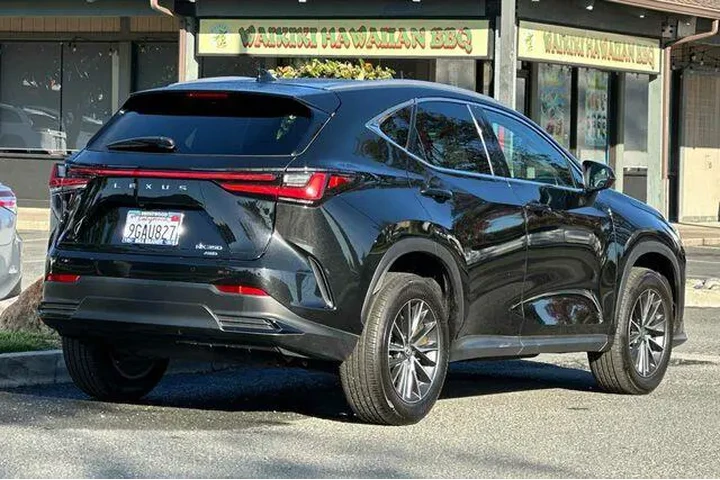 $38267 : Lexus NX 350 2023 AWD Premiu image 3