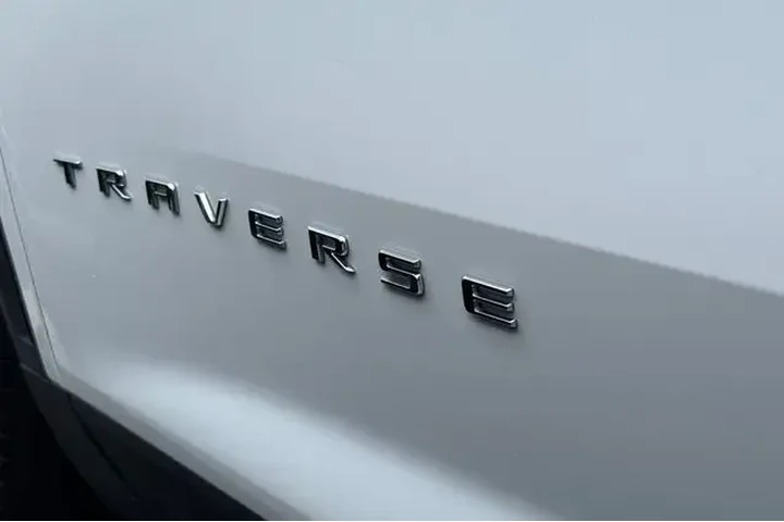 $36991 : Chevrolet Traverse 2025 4X4 image 5