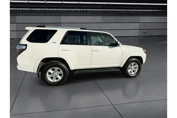 $33998 : Toyota 4Runner 2021 4x4 SR5 image 9