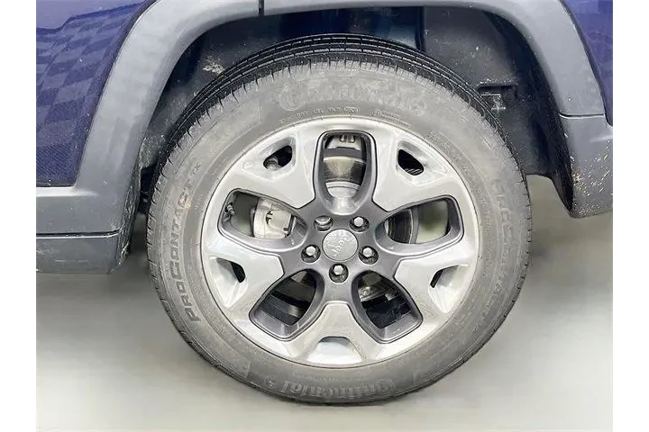 $24975 : Jeep Compass 2021 4x4 Limite image 10