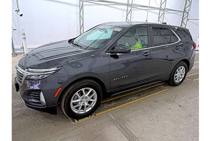 $19349 : Chevrolet Equinox 2022 4x4 L image 2