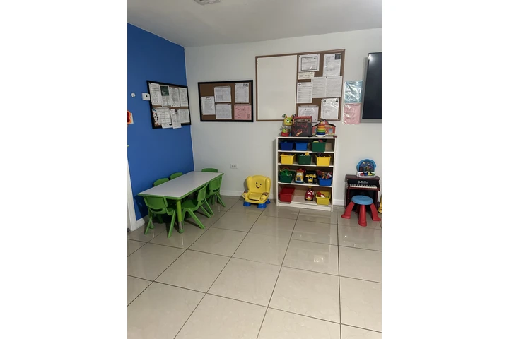 Day Care Orleans Littles angel image 7