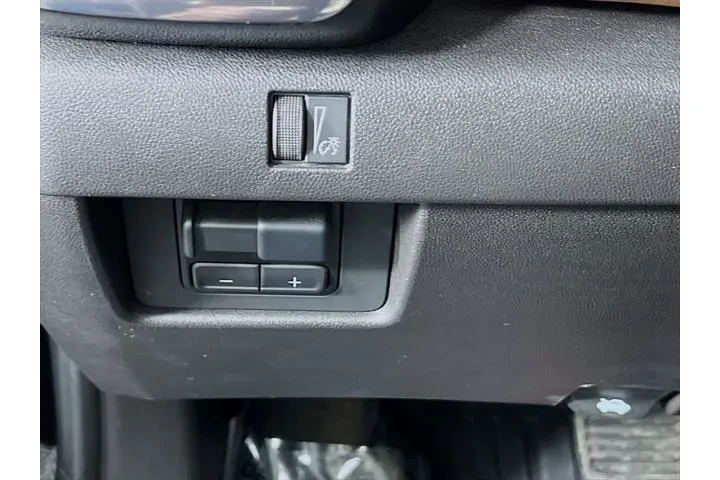 $37999 : GMC Canyon 2023 4x4 AT4 4dr image 9