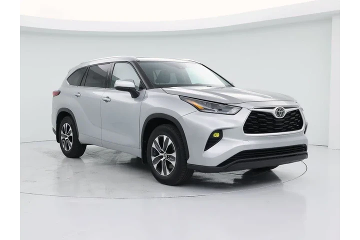 $26998 : Toyota Highlander 2021 XLE 4 image 1