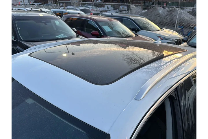 $27990 : Audi Q5 2024 AWD quattro S l image 6