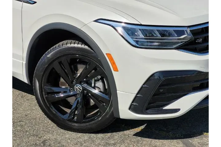 $25200 : Volkswagen Tiguan 2023 AWD S image 9
