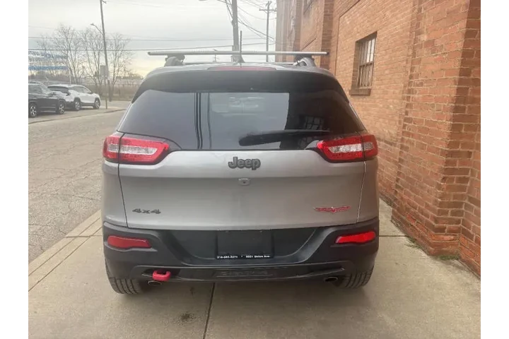 $10000 : 2015 Cherokee Trailhawk image 6