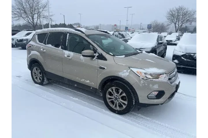 $10000 : Ford Escape 2018 AWD SE 4dr image 2