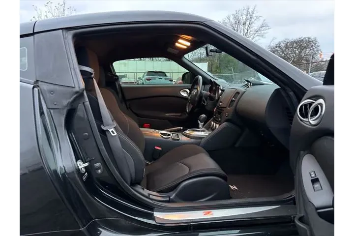 $18000 : Nissan 370Z 2015 Sport 2dr C image 9