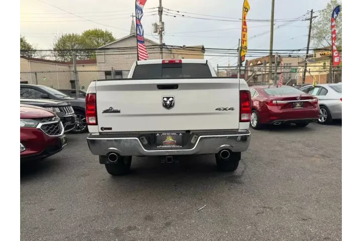 2015 RAM 1500 CREW CAB2015 RA image 10
