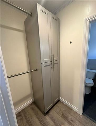 $1200 : Studio APT at 5731 Carlton way image 4