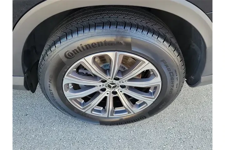 $36990 : Mercedes-Benz GLC 2023 GLC 3 image 8