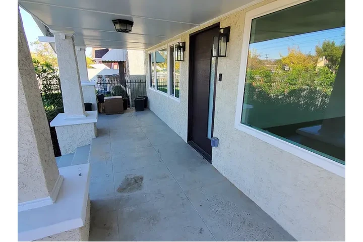 $2650 : spacious, open living home image 2