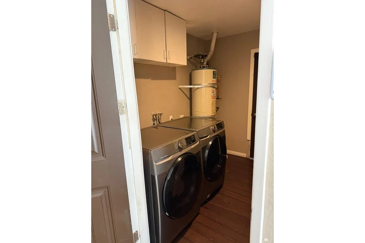 $3700 : RENTÓ CASA EN FONTANA image 10