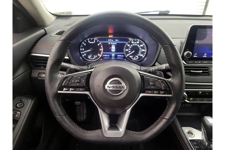 $20998 : Nissan Altima 2020 2.5 SR 4d image 10