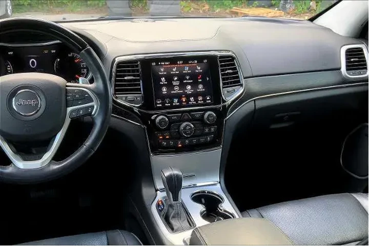 $28888 : Jeep Grand Cherokee 2020 4x4 image 6