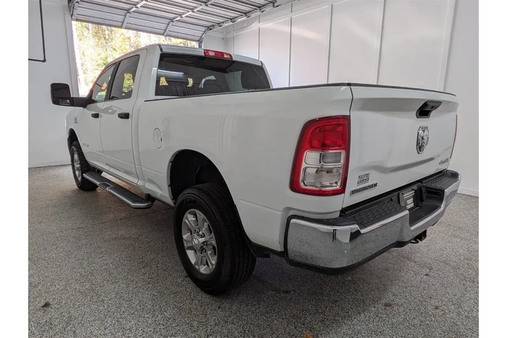 $39797 : Ram 1500 2024 4x4 Big Horn 4 image 7