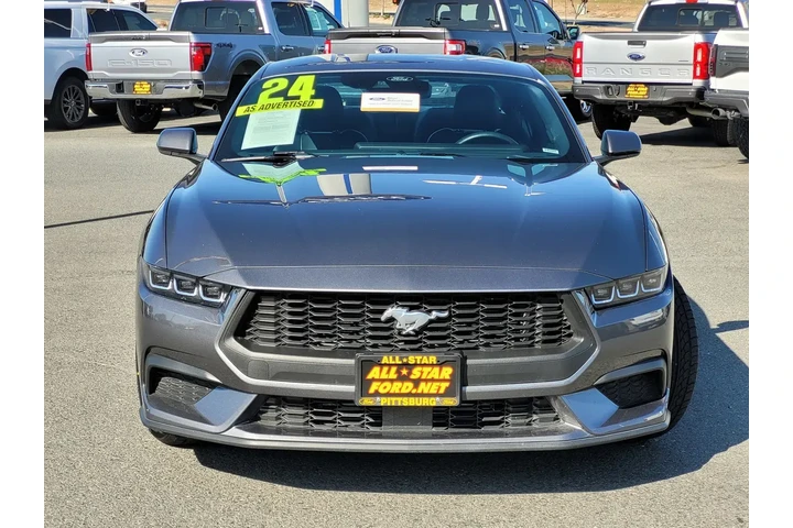 $31500 : Ford Mustang 2024 EcoBoost 2 image 2