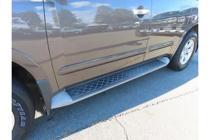 $10000 : Nissan Armada 2014 4x4 SV 4d image 10