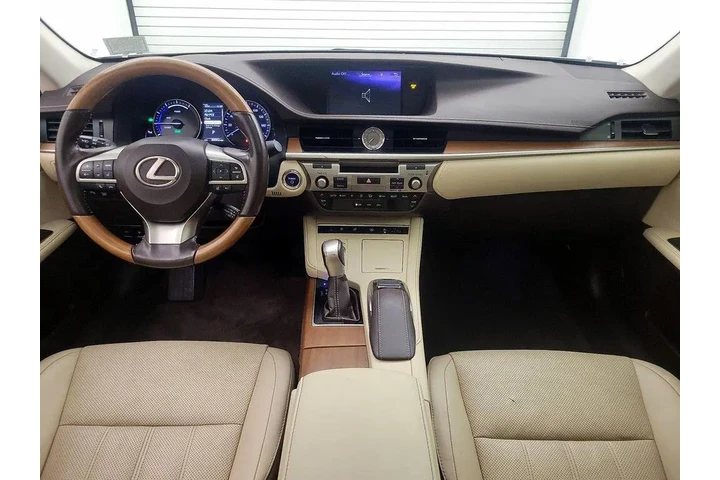$23998 : Lexus ES 300h 2017 4dr Sedan image 9