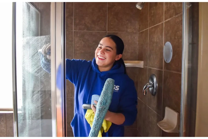 Estamos Empleando image 2