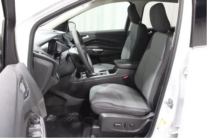 $13982 : Ford Escape 2018 SE 4dr SUV image 3