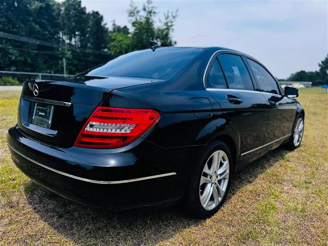 $11900 : 2013 MERCEDES-BENZ C-CLASS image 10