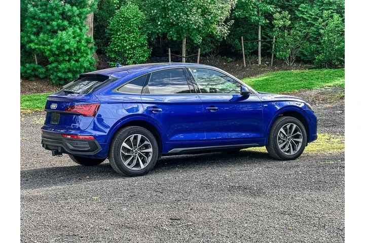 $24395 : Audi Q5 Sportback 2022 AWD q image 9