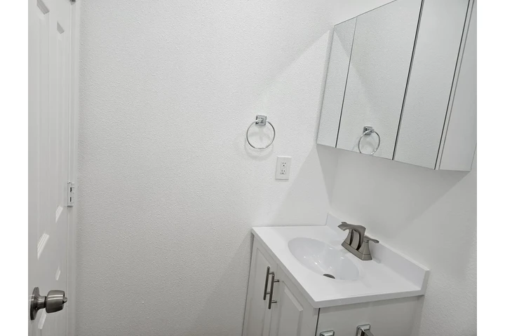 $2500 : Renta Departamento (Anaheim) image 6