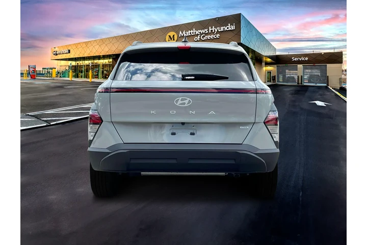 $21170 : Hyundai KONA 2024 AWD SEL 4d image 6