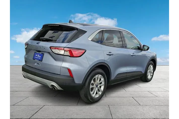 $21997 : Ford Escape 2022 SE 4dr SUV image 6