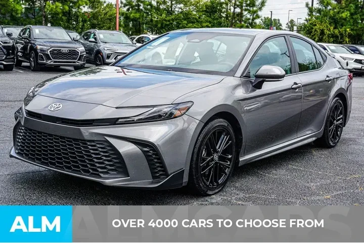 $26920 : Toyota Camry 2025 SE 4dr Sed image 3