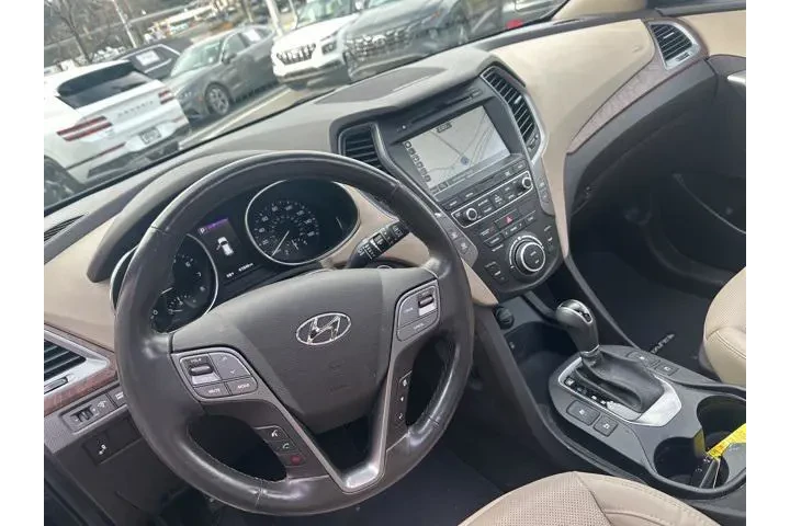 $16180 : Hyundai SANTA FE Sport 2018 image 10