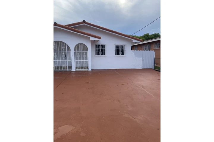 $1650 : APARTAMENTO image 1