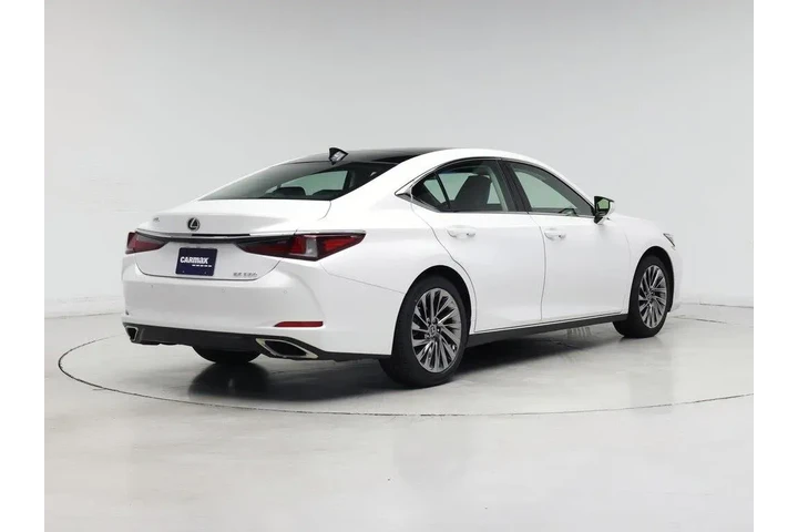 $39998 : Lexus ES 350 2024 Luxury 4dr image 8