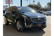 $17499 : 2018 XT5 Platinum thumbnail