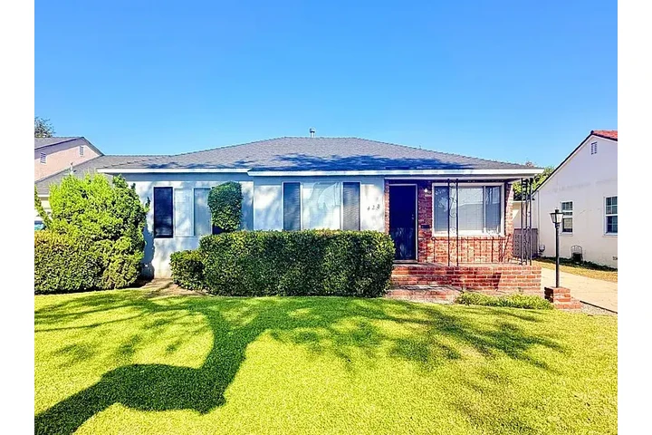 $2200 : CASA 🏠en , Montebello, CA🏠 image 1