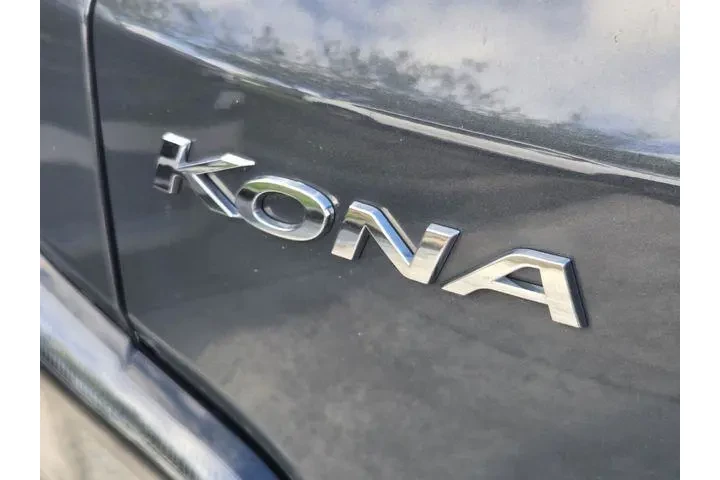 $18744 : Hyundai KONA 2023 SEL 4dr Cr image 9