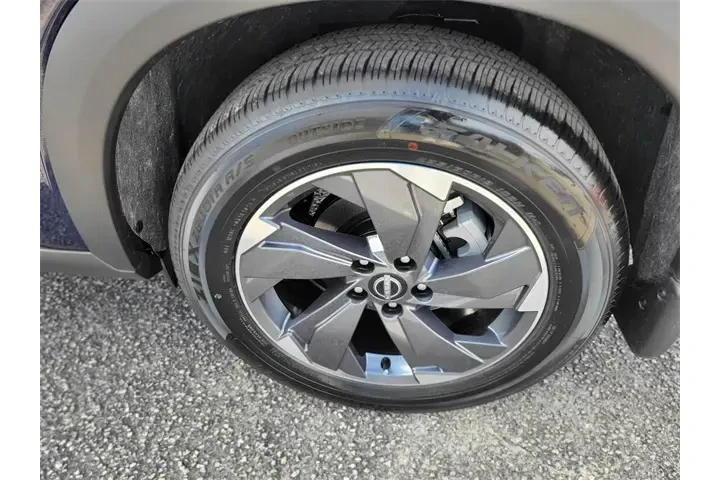 $28691 : Nissan Rogue 2026 SV 4dr Cro image 7