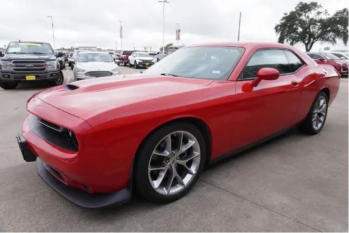$27688 : Dodge Challenger 2021 GT 2dr image 3
