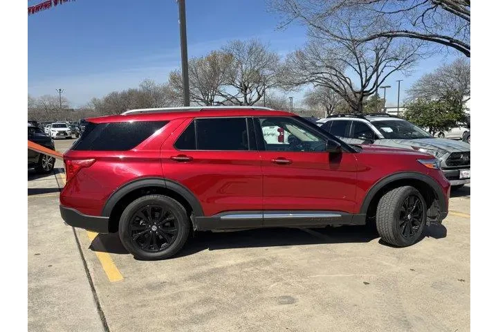 $28393 : Ford Explorer 2023 AWD Limit image 4