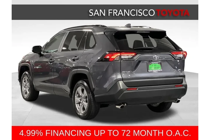 $30499 : Gold Certified2025 RAV4 XLE image 3