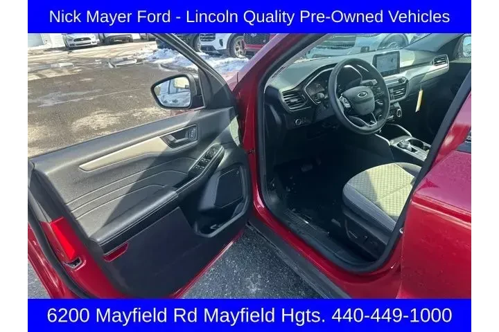 $21300 : Ford Escape 2022 SE 4dr SUV image 9